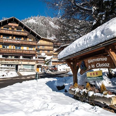 Hotel La Montagne La Clusaz Eksteriør bilde