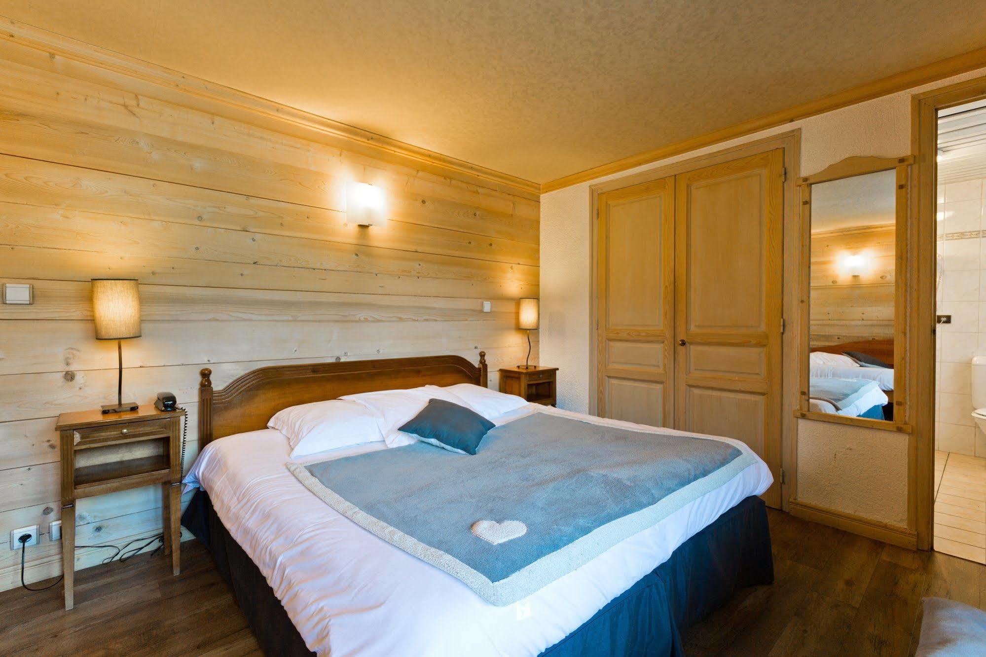 Hotel La Montagne La Clusaz Eksteriør bilde