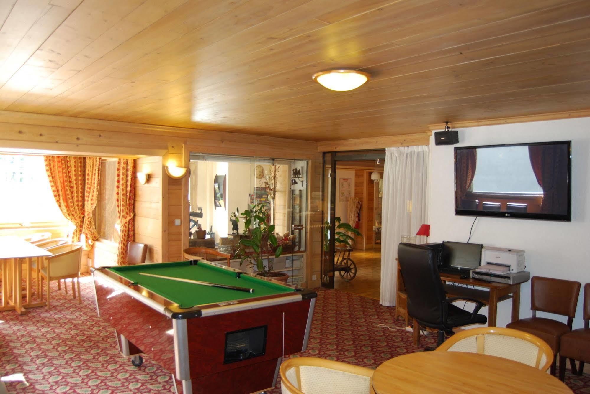 Hotel La Montagne La Clusaz Eksteriør bilde