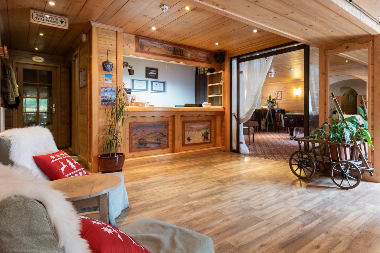 Hotel La Montagne La Clusaz Eksteriør bilde
